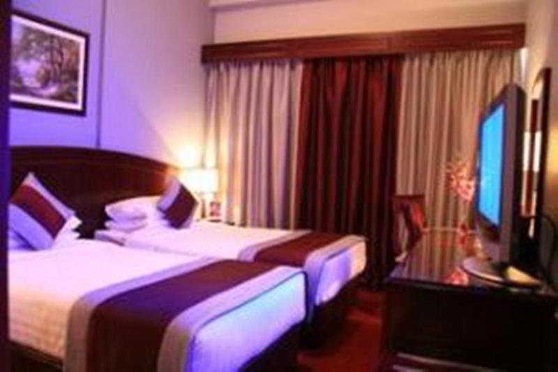 Broadway Hotel Dubai Exterior foto